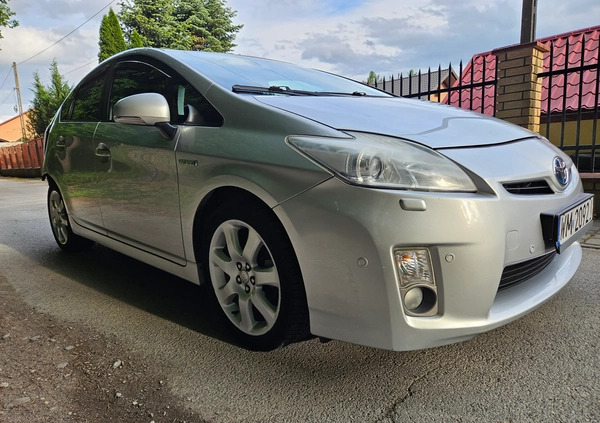 Toyota Prius cena 25700 przebieg: 328250, rok produkcji 2012 z Przemyśl małe 254